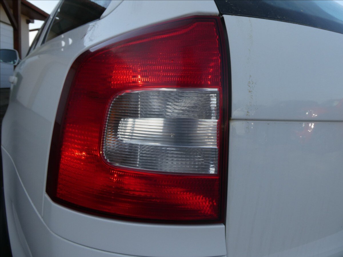 Škoda Octavia Kombi 1,6 l 77 kw