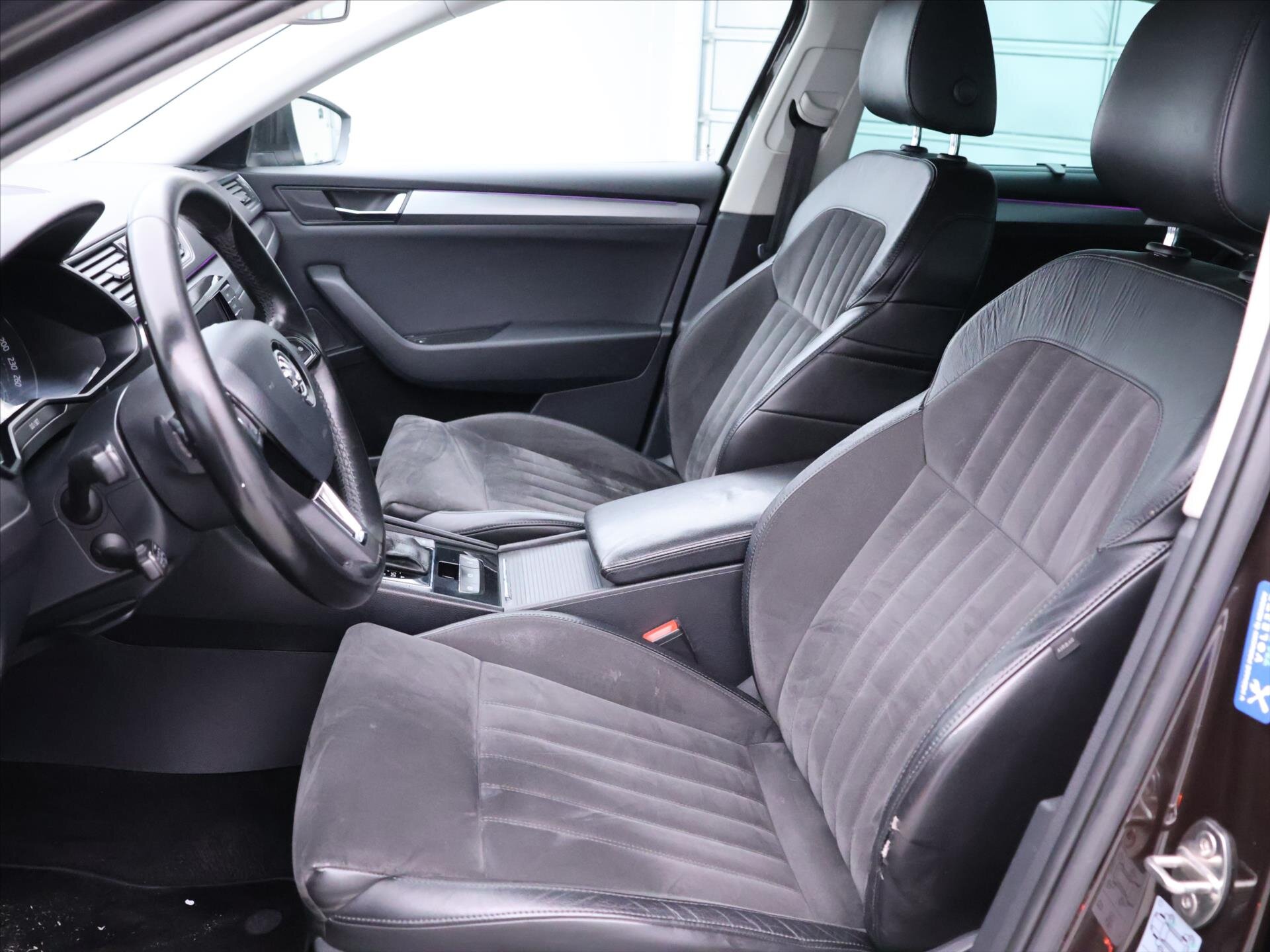 Škoda Superb Liftback 2,0 l 110 kw