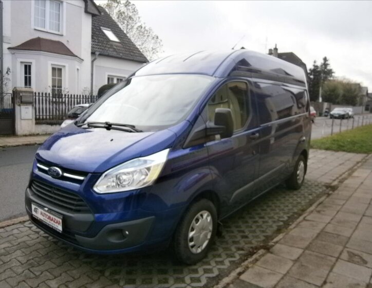 Ford Transit Custom 3