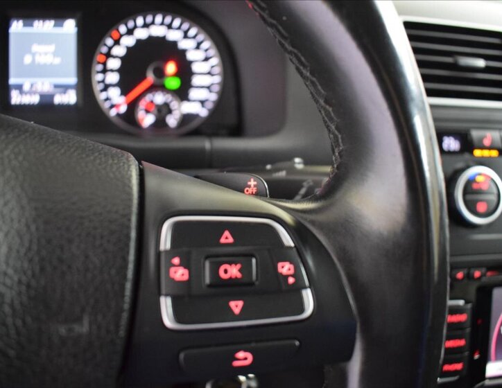 Volkswagen Touran MPV 2,0 l 103 kw