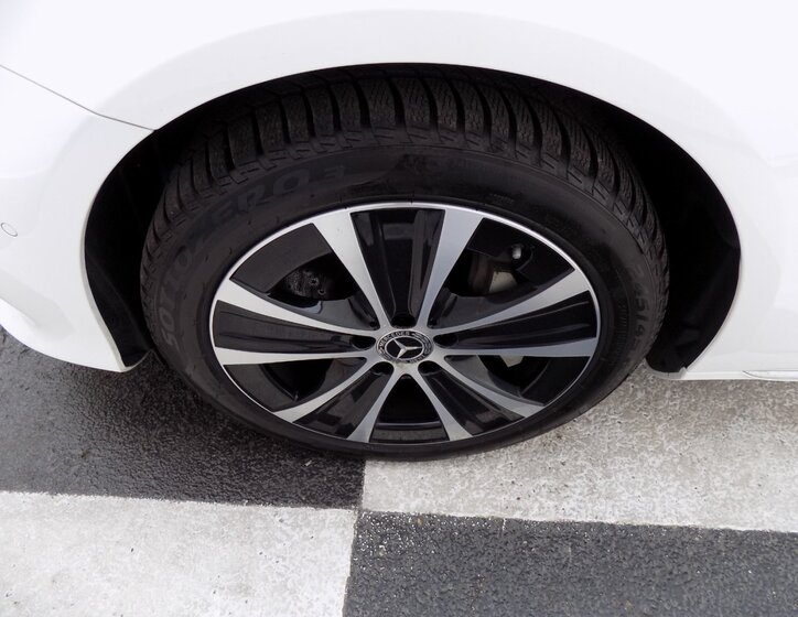 Mercedes-Benz Třídy E 45