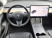 Tesla Model 3 13