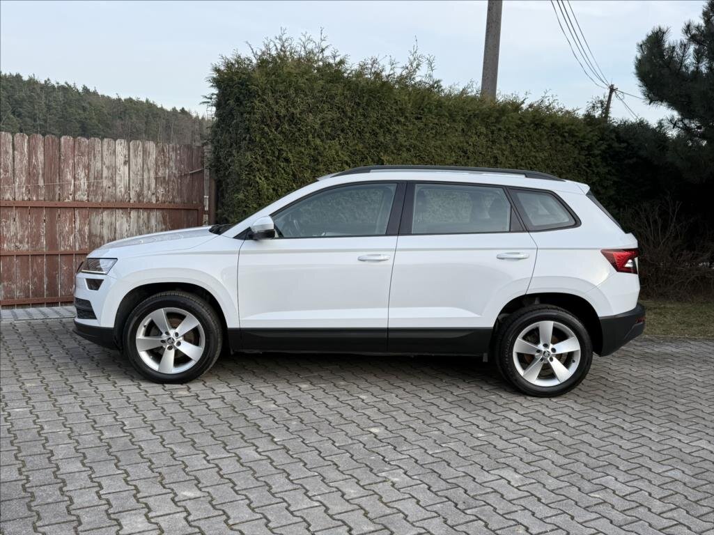 Škoda Karoq SUV / Terénní 1,6 l 85 kw