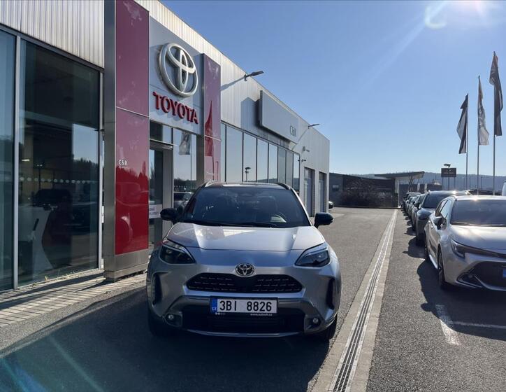 Toyota Yaris Cross 2