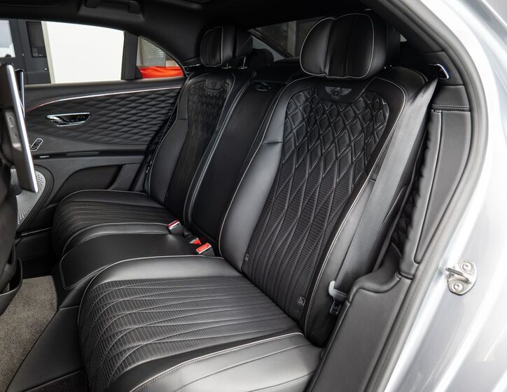 Bentley Flying Spur 11