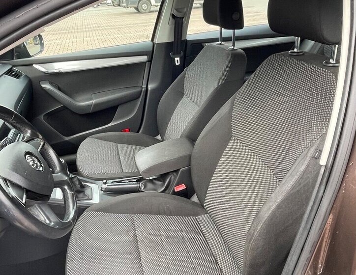 Škoda Octavia Sedan 0,0 77 kw