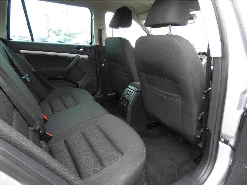Škoda Octavia Kombi 2,0 l 103 kw