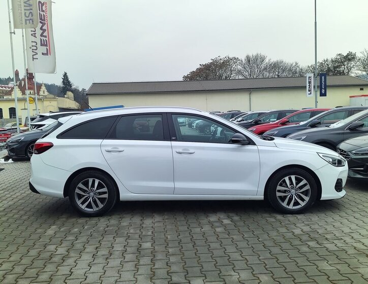 Hyundai i30 Kombi 1,4 l 103 kw