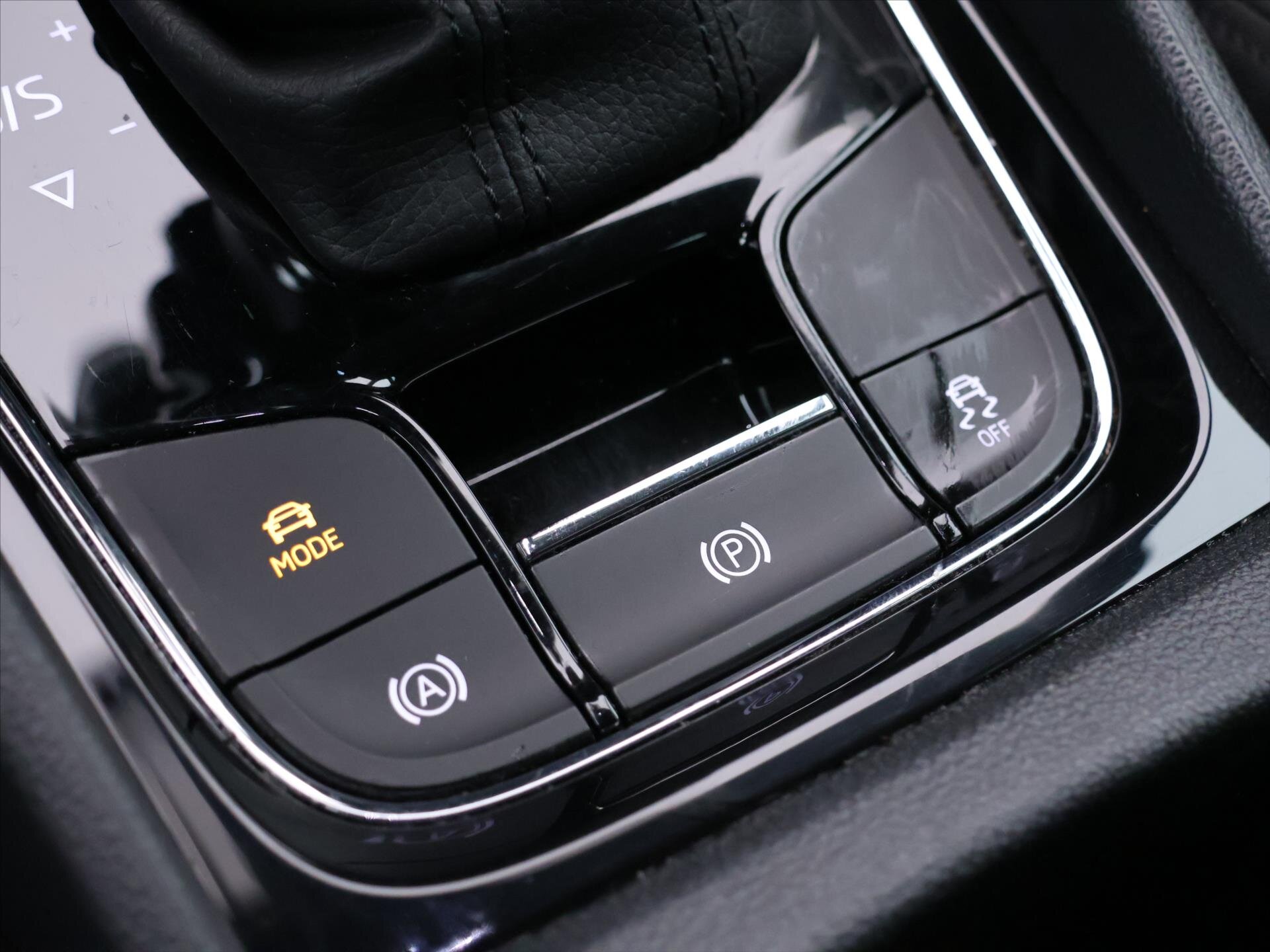 Škoda Karoq SUV 2,0 l 110 kw