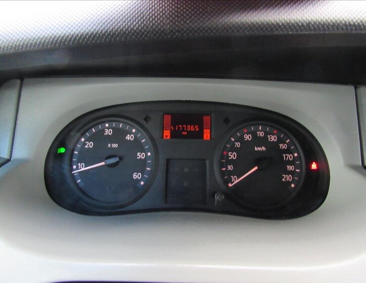 Nissan Primastar Kombi 2,0 l 84 kw