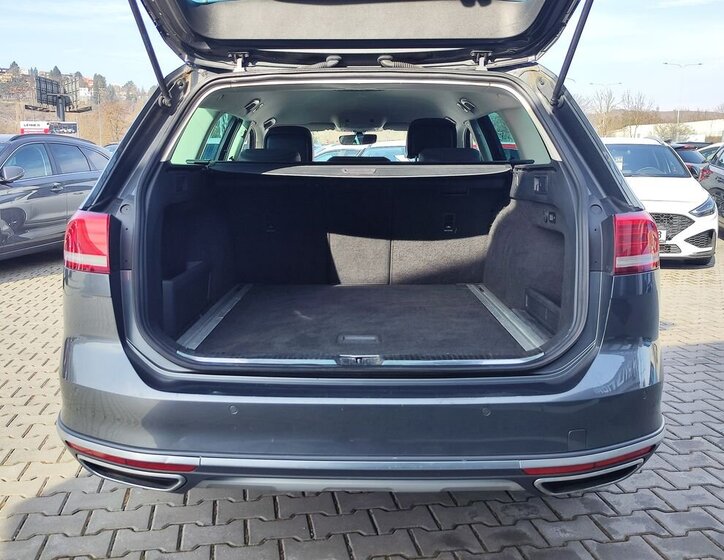 Volkswagen Passat Kombi 2,0 l 176 kw