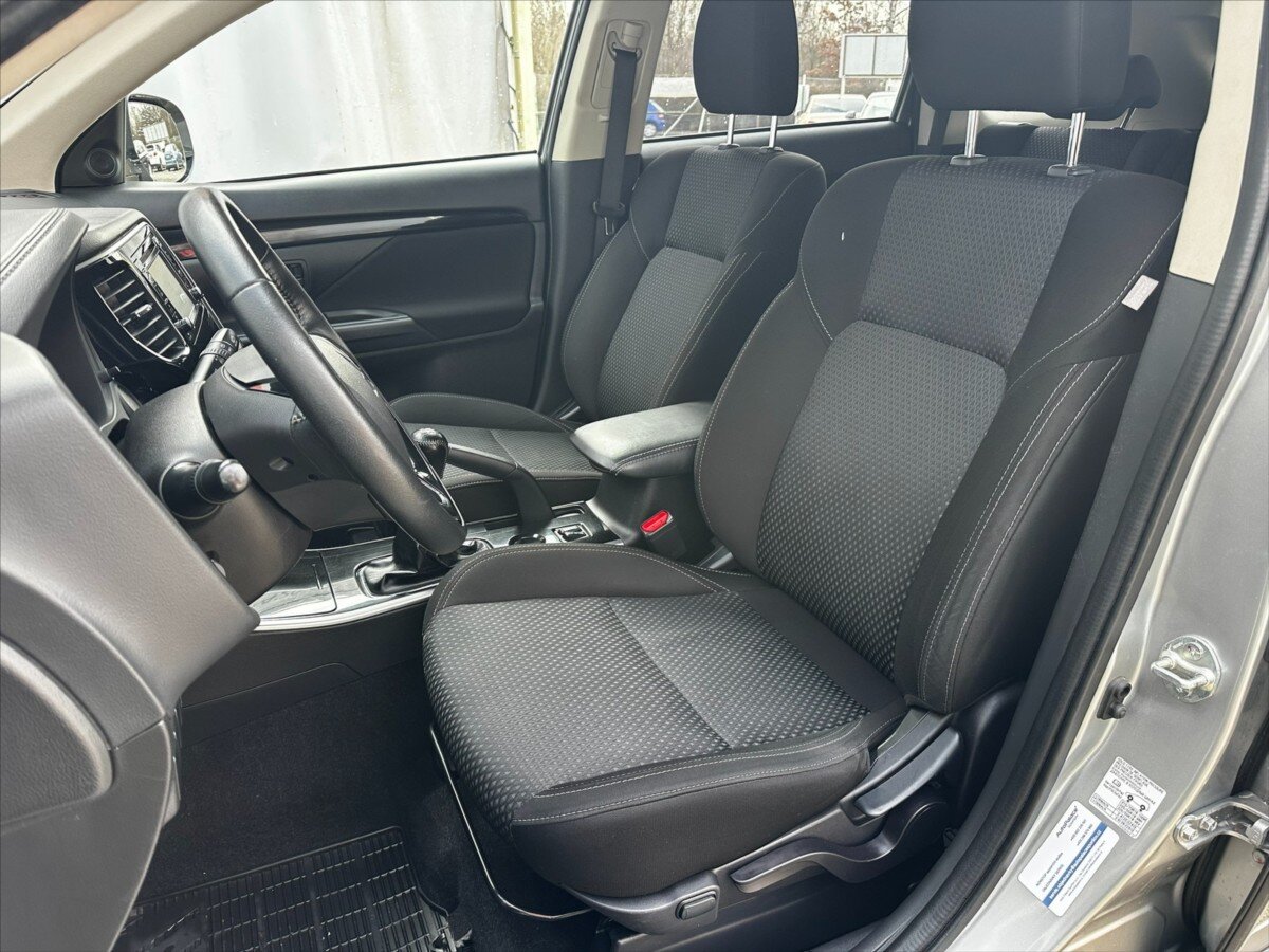 Mitsubishi Outlander Kombi 2,0 l 110 kw