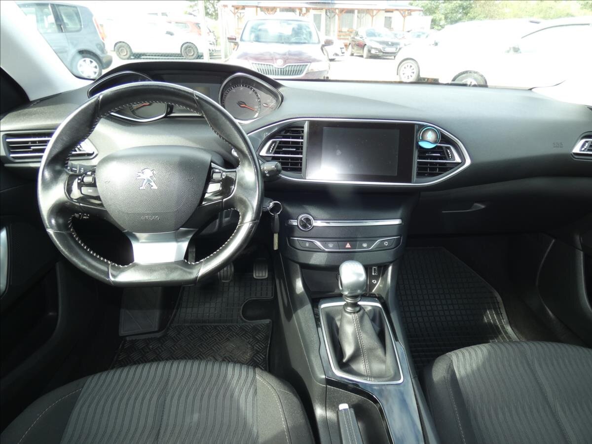 Peugeot 308 Kombi 1,6 l 88 kw