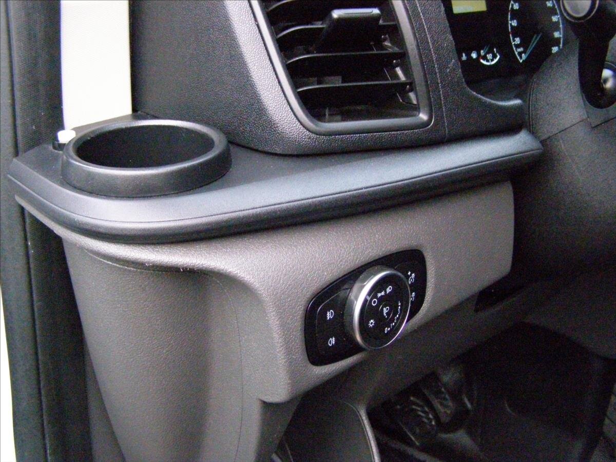 Ford Transit Custom Kombi 2,0 l 77 kw