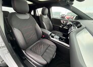 Mercedes-Benz GLA SUV / Terénní 1,3 l 160 kw