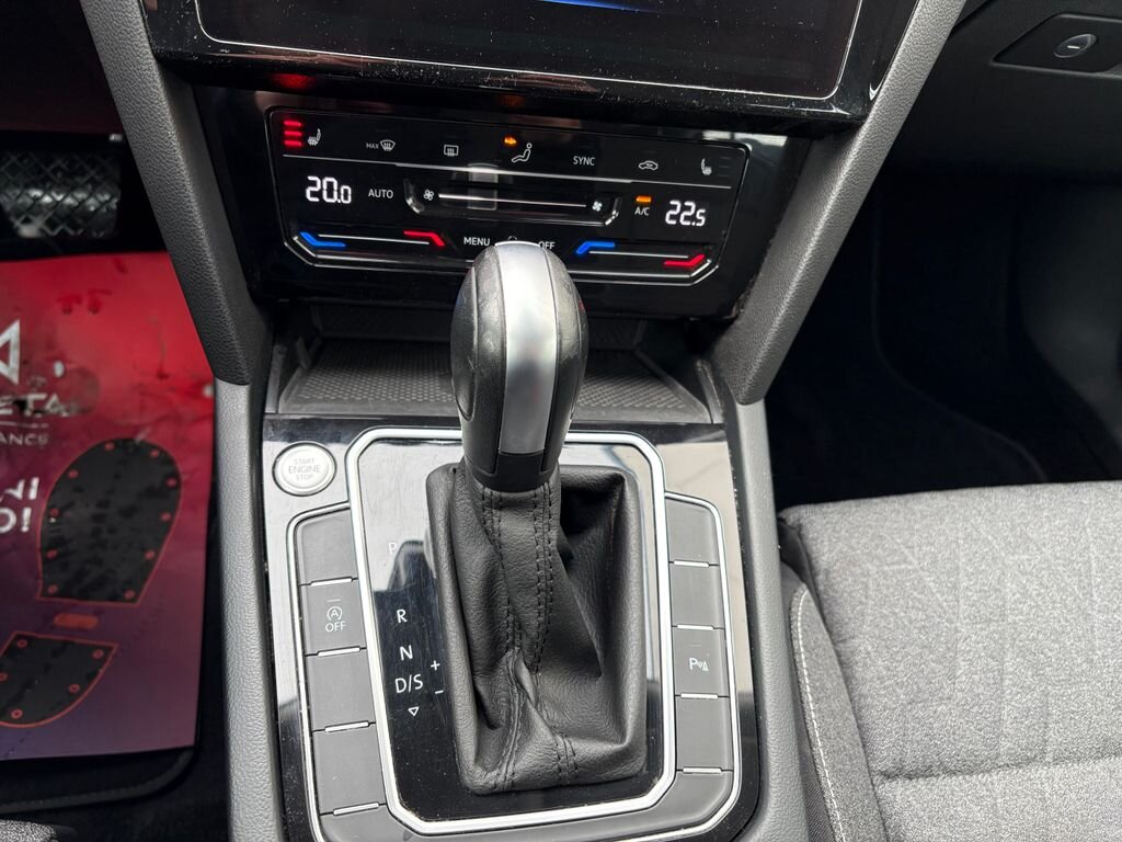 Volkswagen Passat Kombi 2,0 l 90 kw