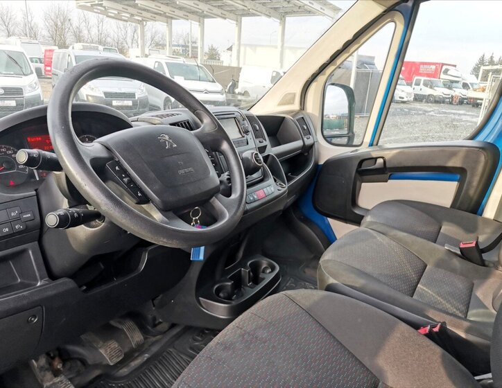Peugeot Boxer Ostatní 2,0 l 120 kw