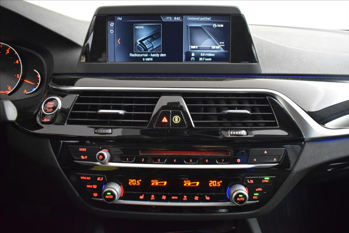 BMW Řada 5 Sedan / Limuzína 3,0 l 195 kw