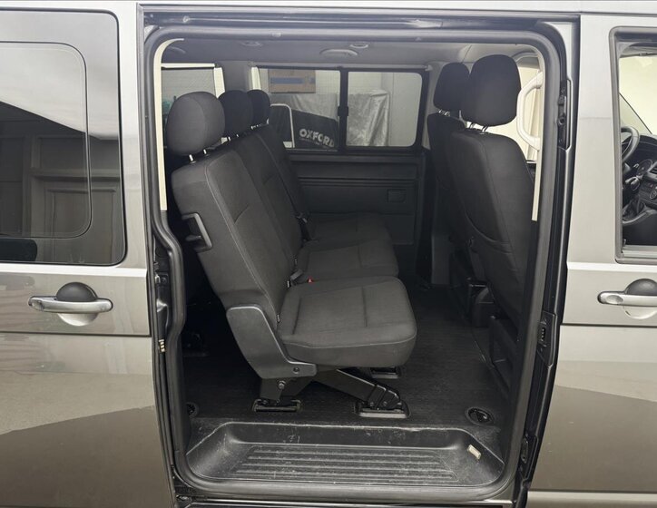 Volkswagen Caravelle Kombi 2,0 l 110 kw