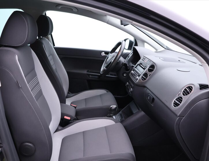 Volkswagen Golf Plus 11