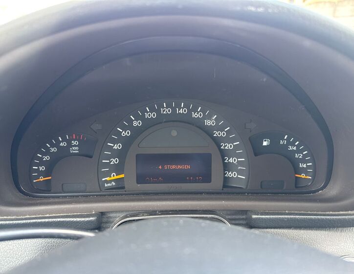 Mercedes-Benz Třídy C 9