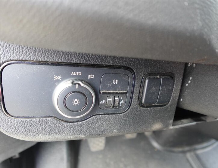 Mercedes-Benz Sprinter Valník 2,0 l 125 kw