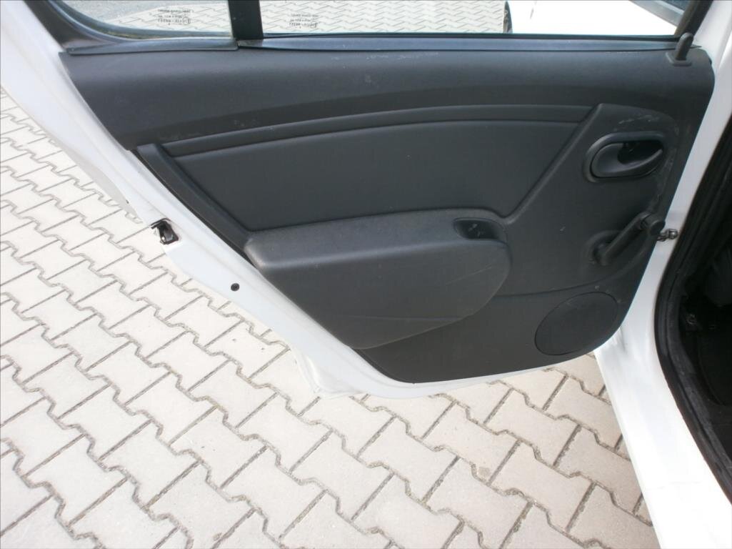 Dacia Sandero Hatchback 1,4 l 55 kw