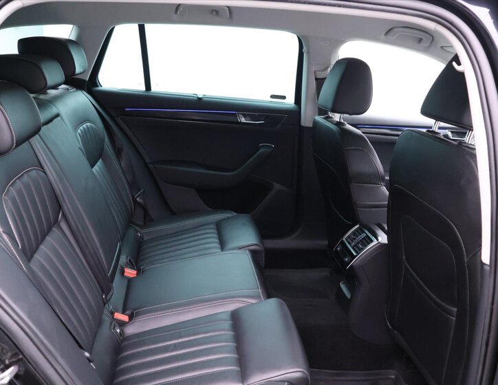 Škoda Superb Kombi 2,0 l 140 kw