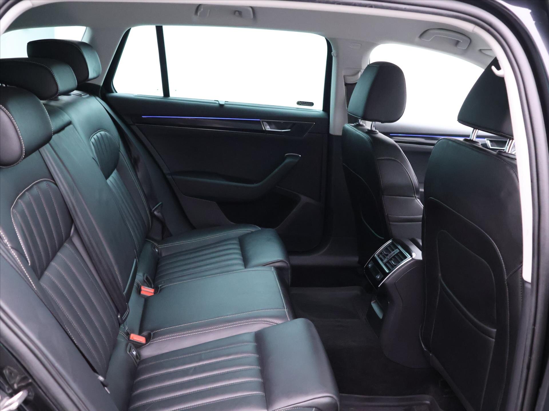 Škoda Superb Kombi 2,0 l 140 kw