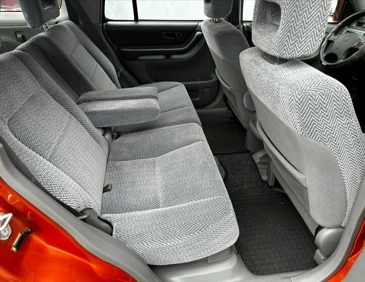 Honda CR-V Kombi 2,0 l 94 kw