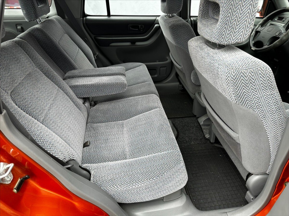 Honda CR-V Kombi 2,0 l 94 kw