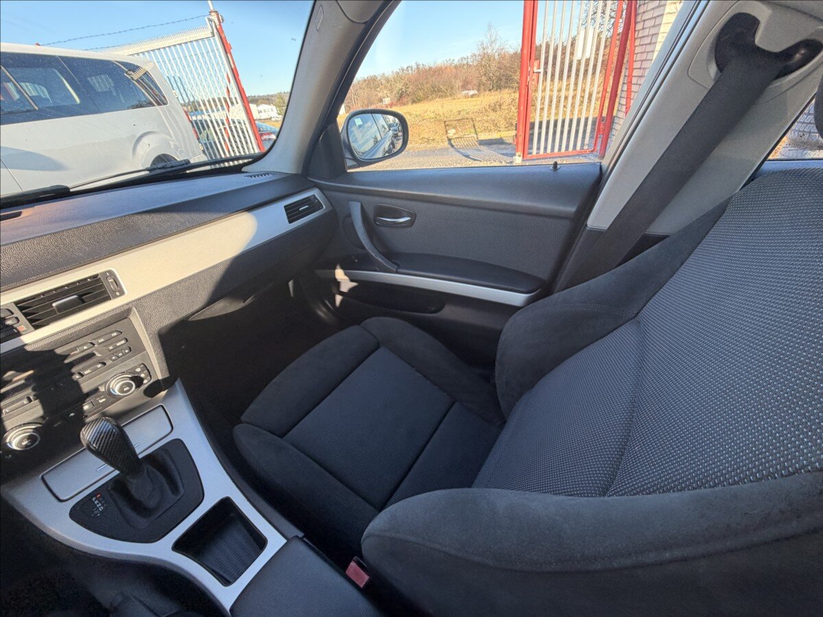 BMW Řada 3 Kombi 2,0 l 105 kw