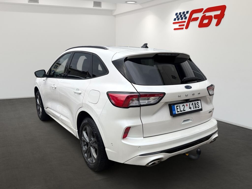Ford Kuga SUV / Terénní 2,5 l 140 kw