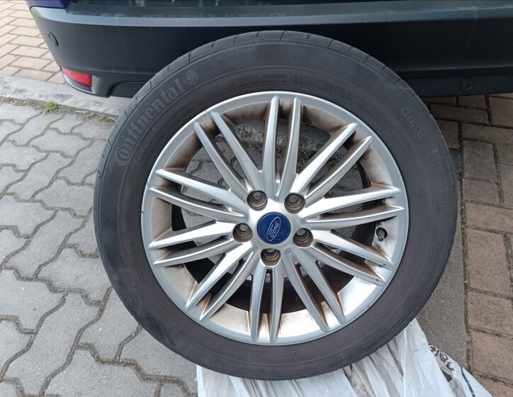 Ford Focus Kombi 1,5 l 88 kw