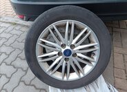 Ford Focus Kombi 1,5 l 88 kw