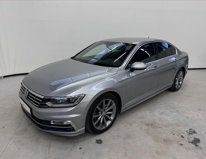 Volkswagen Passat Sedan 2,0 l 162 kw