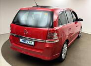 Opel Zafira 4