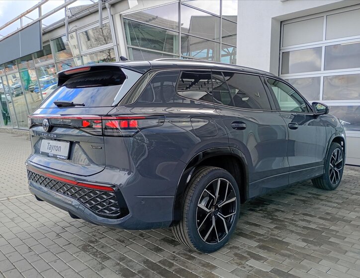 Volkswagen Tayron SUV / Terénní 2,0 l 195 kw