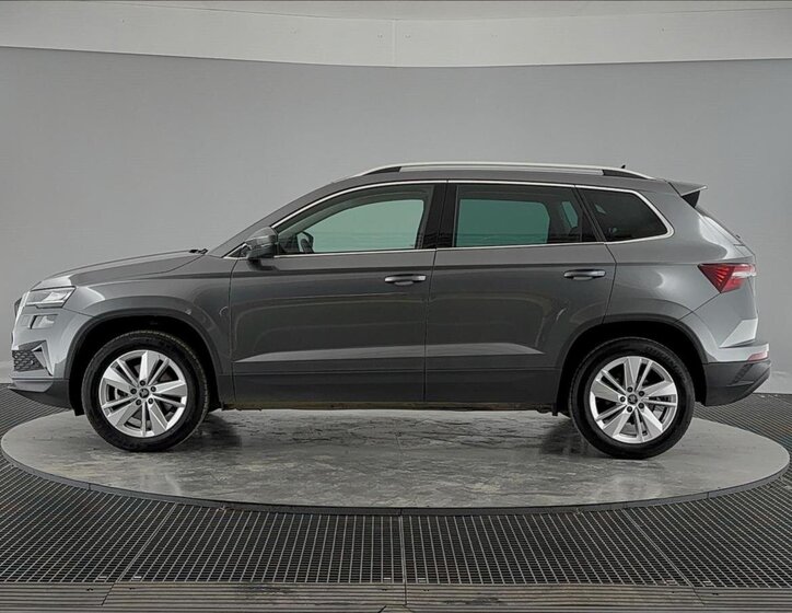 Škoda Karoq SUV / Terénní 1,5 l 110 kw