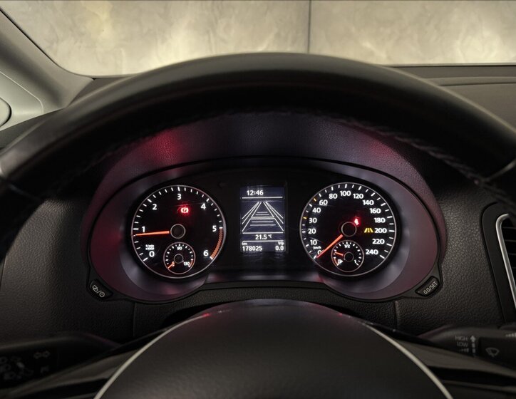 Volkswagen Sharan MPV 2,0 l 110 kw