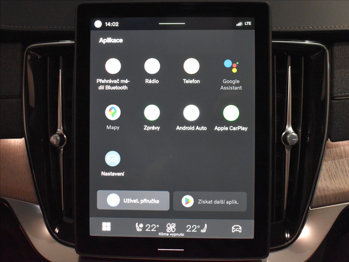 Volvo XC90 SUV / Terénní 2,0 l 335 kw