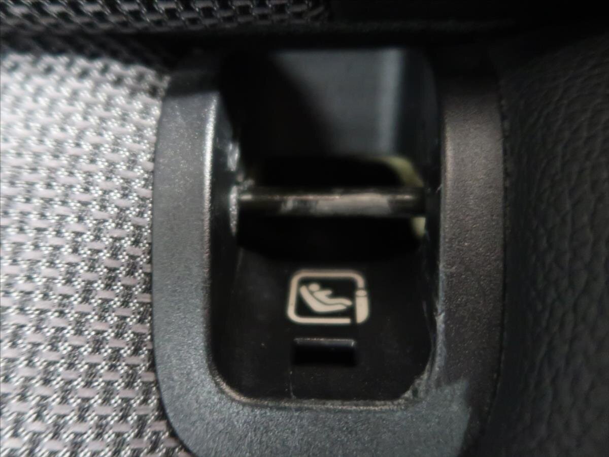 Mercedes-Benz Třídy E Kombi 2,0 l 143 kw