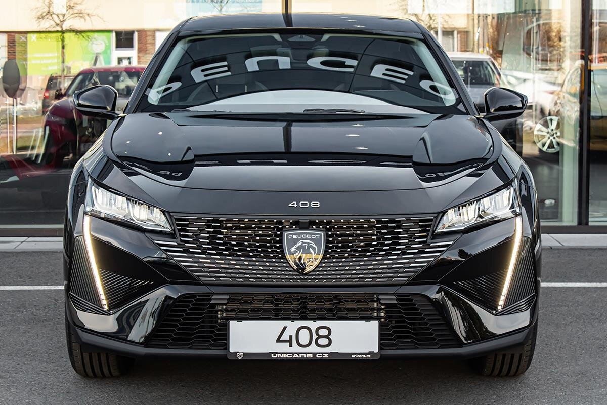 Peugeot 408 Liftback 1,2 l 105 kw