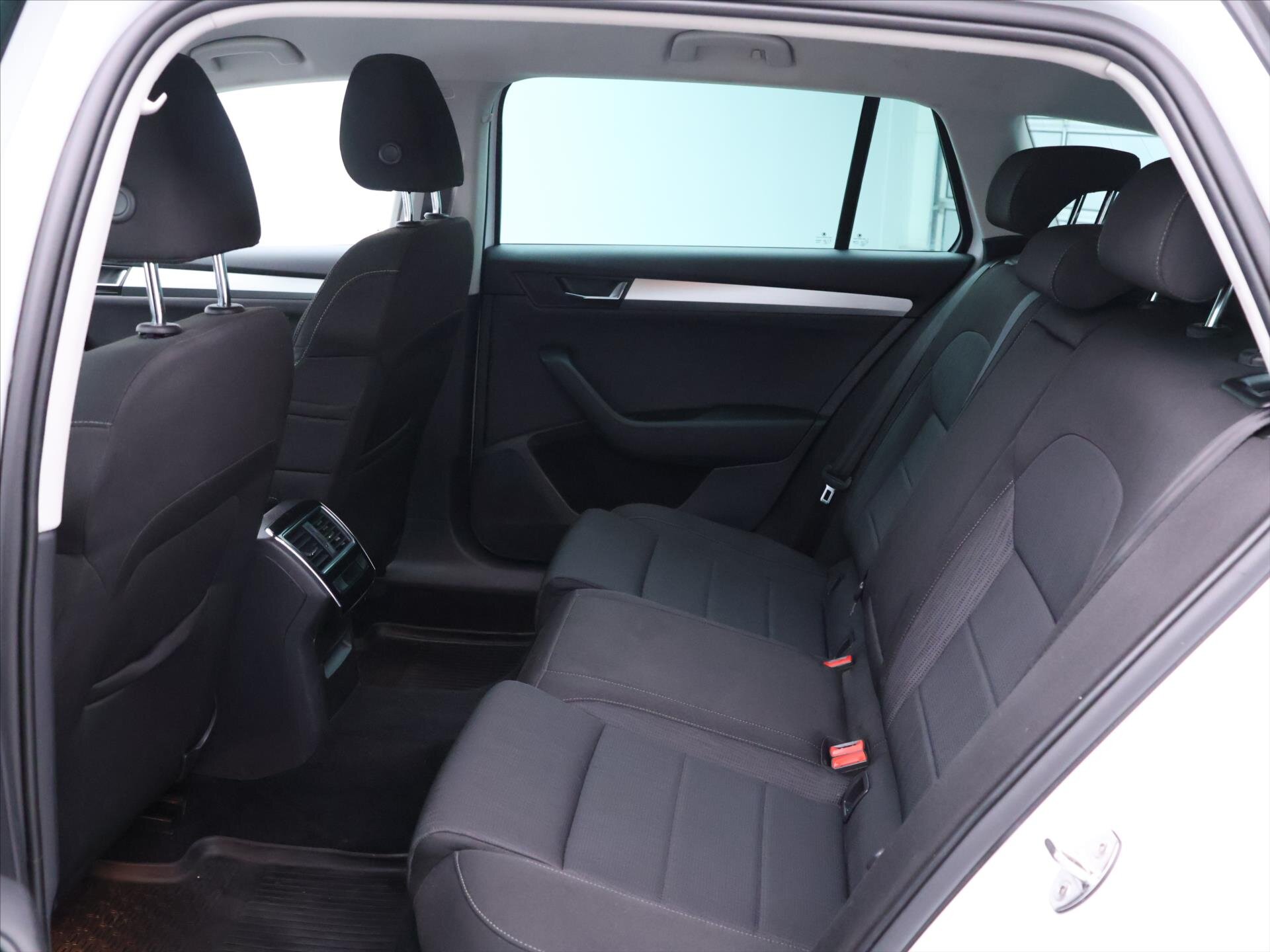 Škoda Superb Kombi 2,0 l 110 kw