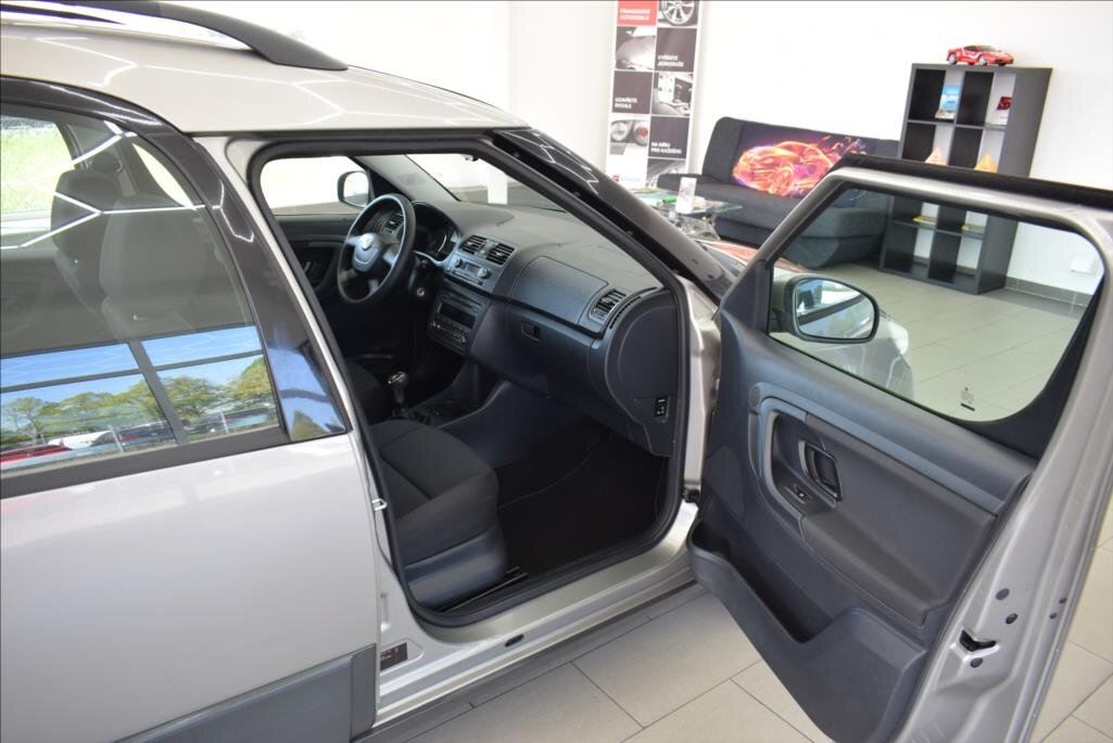 Škoda Roomster Kombi 1,2 l 63 kw