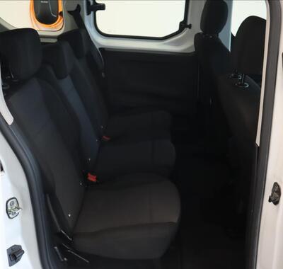 Toyota ProAce 13