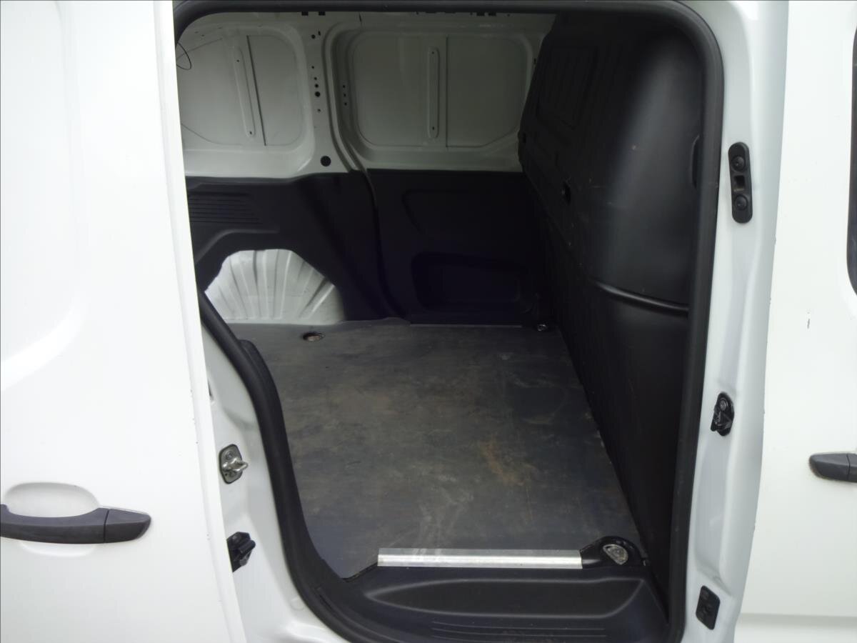 Peugeot Partner Skříň 1,2 l 81 kw