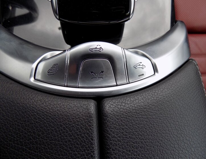 Mercedes-Benz Třídy C Kabriolet 3,0 l 245 kw