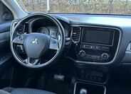 Mitsubishi Outlander 22