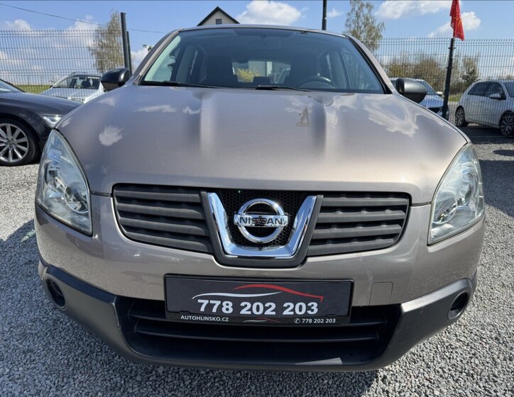 Nissan Qashqai SUV / Terénní 1,6 l 84 kw